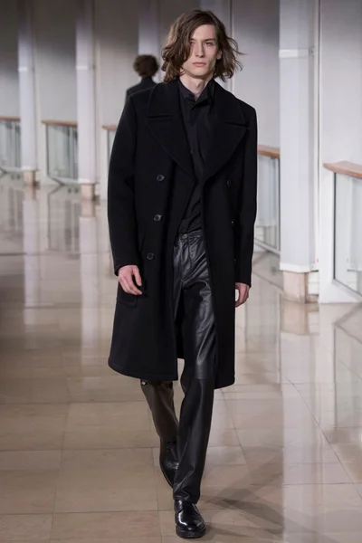 Look 39